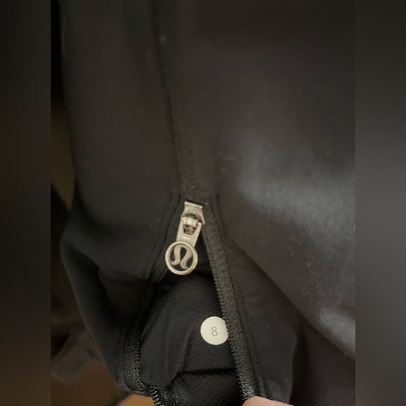 Lululemon pullover size 8 - Picture 5 of 7